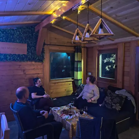 בית נופש Jos 5 Minuta ג'אגודינה